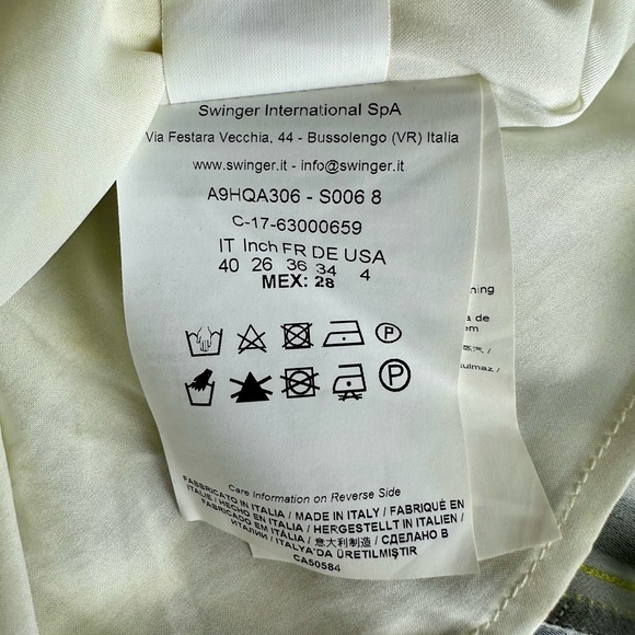 Versace Jeans mini skirt size 4 - Picture 5 of 8